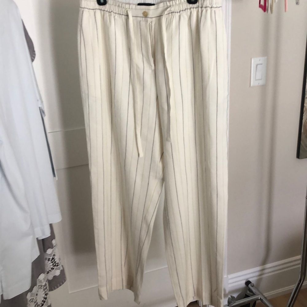 Brand new, no tags. Mom never wore. Ivan Grundahl. Linen